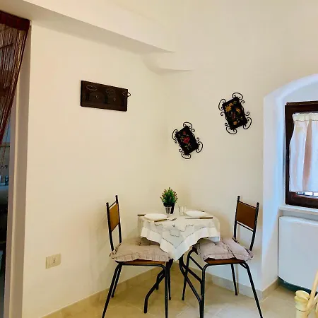 Trulli Pietra Viva Alberobello