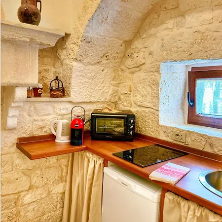 Trulli Pietra Viva Alberobello